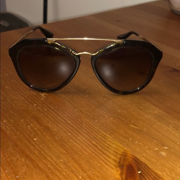 Prada tortoise aviator sunglasses - Picture 4 of 7